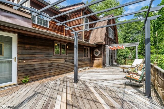 30 Sunset Rd, Rockaway Twp., NJ 07435