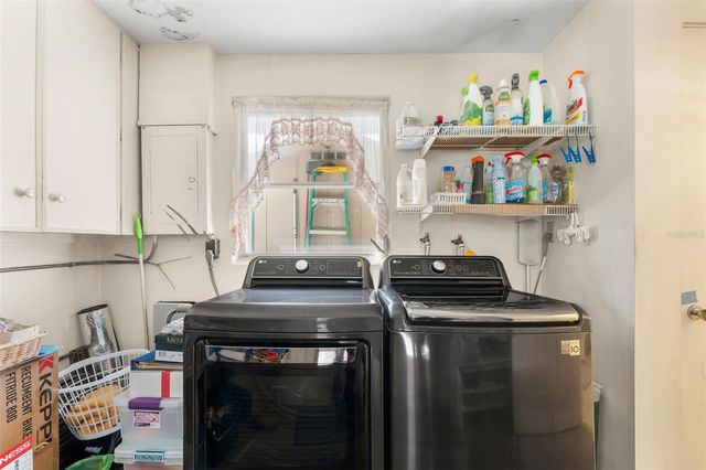 2952 SEQUOIA LANE, Sarasota, FL 34237