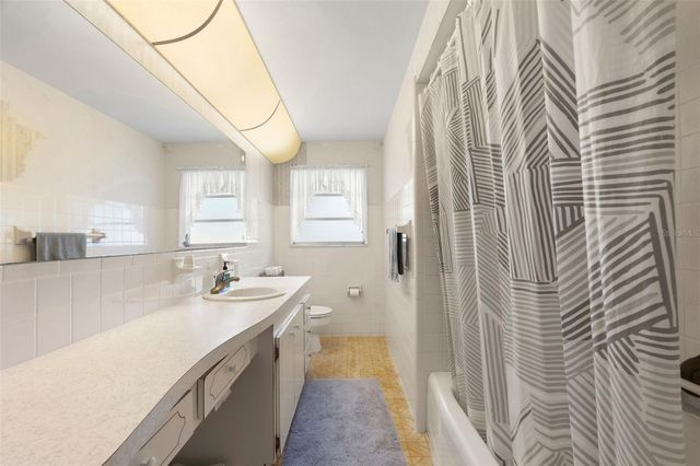 2952 SEQUOIA LANE, Sarasota, FL 34237