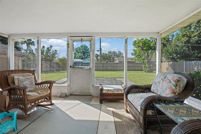 2952 SEQUOIA LANE, Sarasota, FL 34237