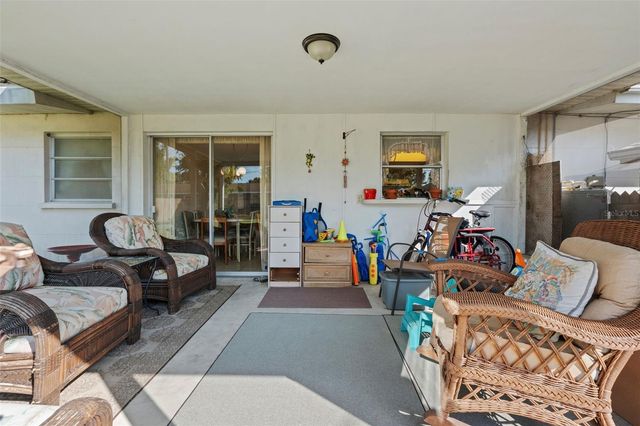 2952 SEQUOIA LANE, Sarasota, FL 34237