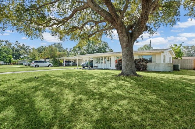 2952 SEQUOIA LANE, Sarasota, FL 34237