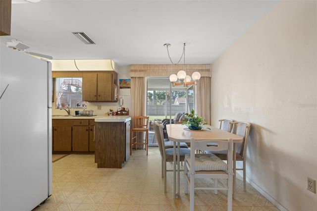 2952 SEQUOIA LANE, Sarasota, FL 34237