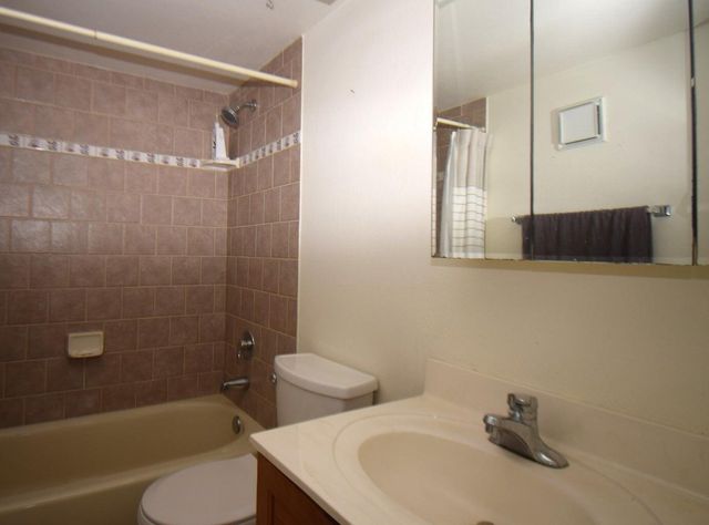 109 PARADISE HARBOUR Boulevard 414, North Palm Beach, FL 33408