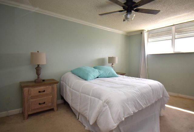 109 PARADISE HARBOUR Boulevard 414, North Palm Beach, FL 33408