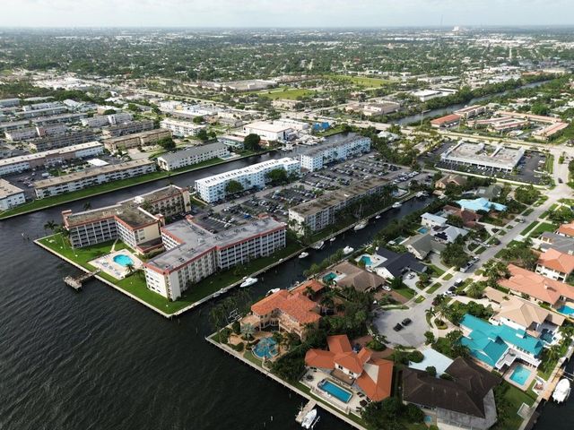 109 PARADISE HARBOUR Boulevard 414, North Palm Beach, FL 33408