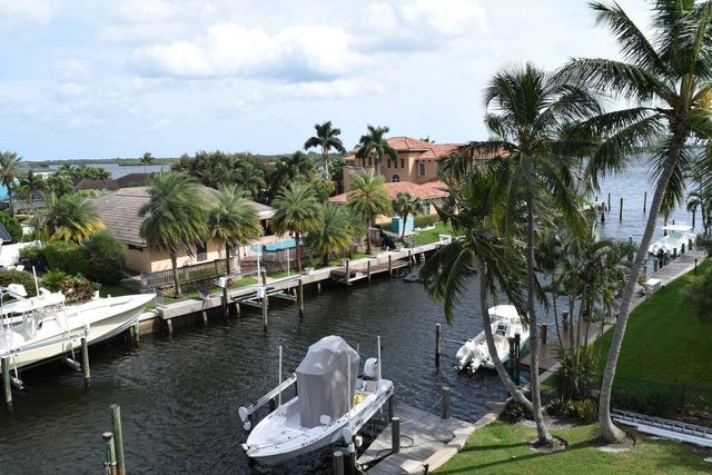 109 PARADISE HARBOUR Boulevard 414, North Palm Beach, FL 33408