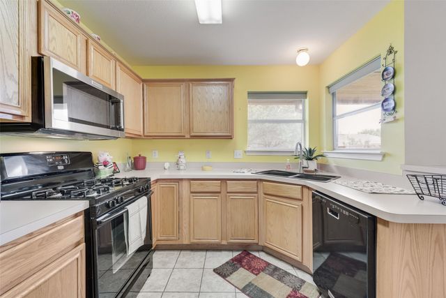 302 Newfield Street, Venus, TX 76084