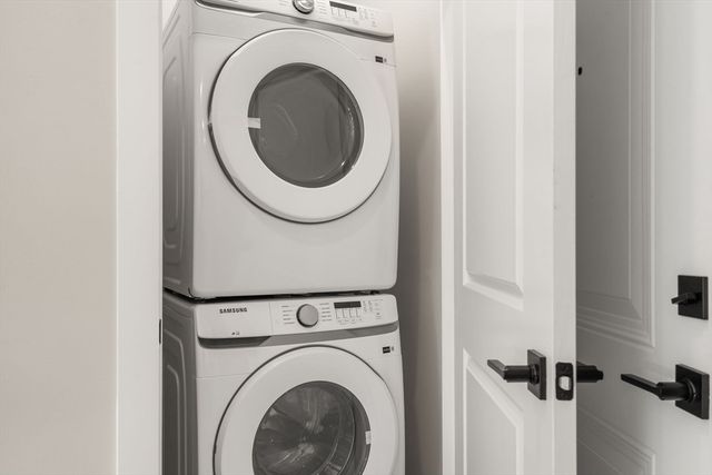 7 Cross St 102, Wilmington, MA 01887