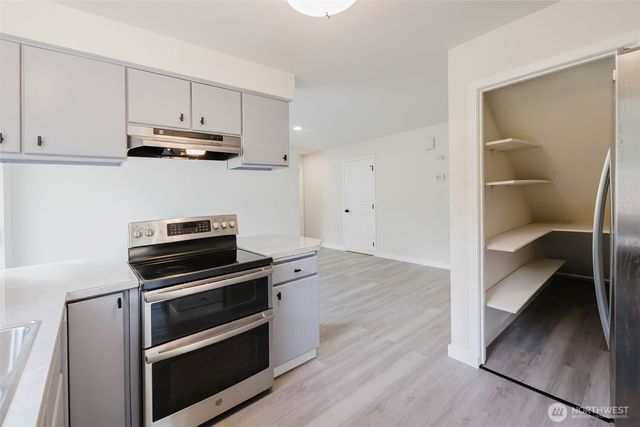 19546 23rd Avenue NE, Poulsbo, WA 98370