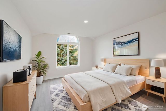 19546 23rd Avenue NE, Poulsbo, WA 98370