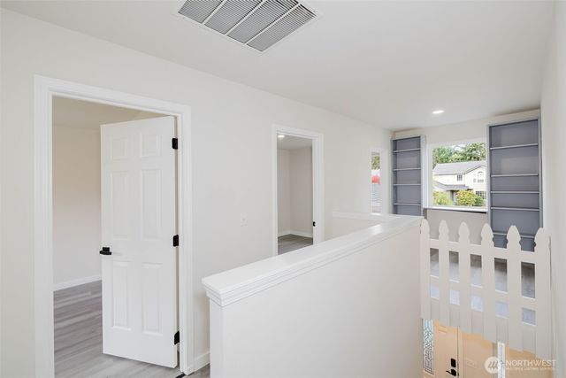 19546 23rd Avenue NE, Poulsbo, WA 98370