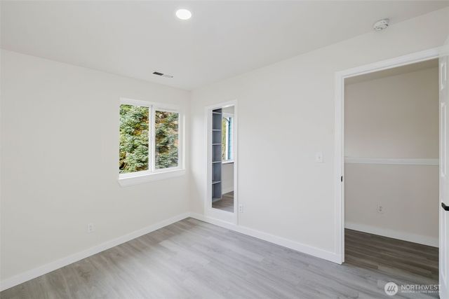 19546 23rd Avenue NE, Poulsbo, WA 98370