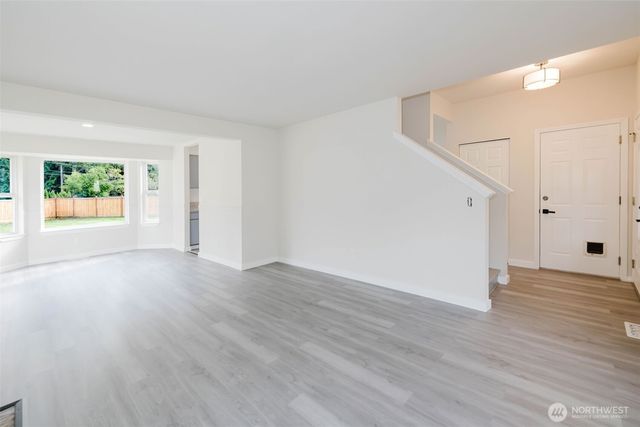 19546 23rd Avenue NE, Poulsbo, WA 98370