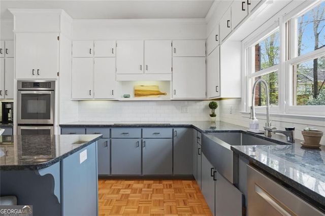 5 Downshire Circle, Decatur, GA 30033