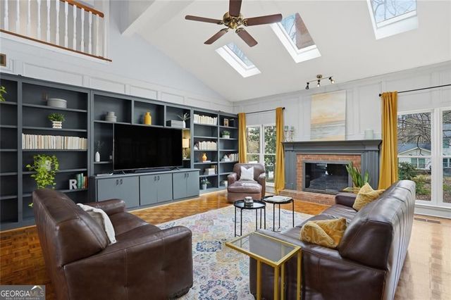 5 Downshire Circle, Decatur, GA 30033