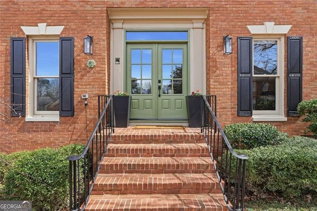 5 Downshire Circle, Decatur, GA 30033