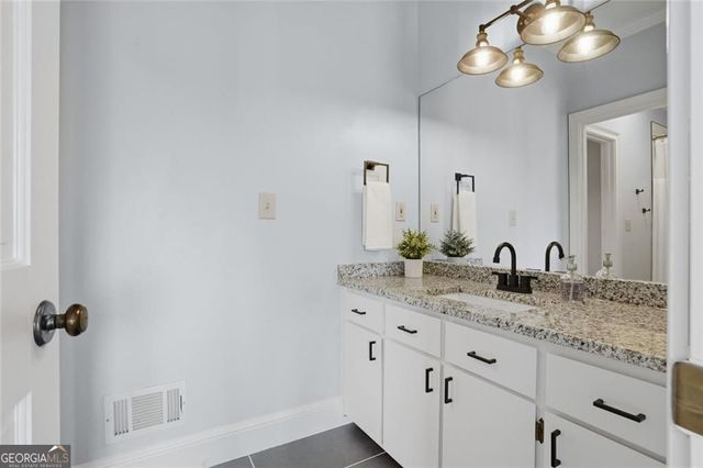 5 Downshire Circle, Decatur, GA 30033