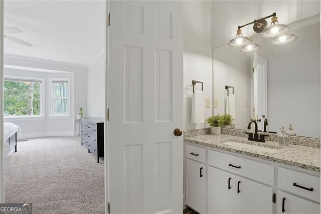 5 Downshire Circle, Decatur, GA 30033