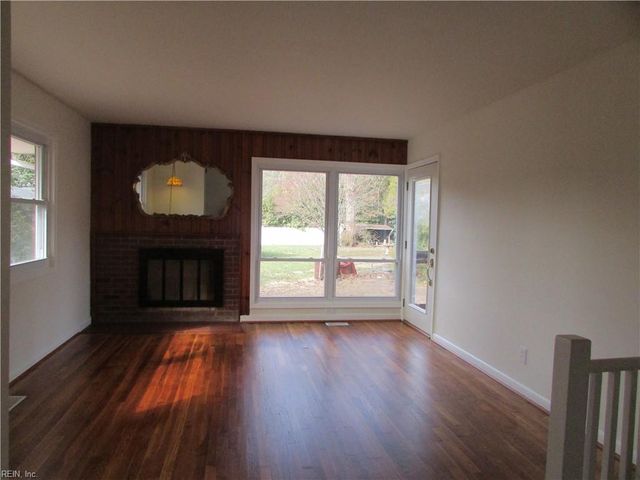 41 Kemper AVE, Newport News, VA 23601