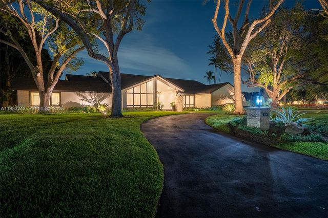 8967 SW 117th Street, Miami, FL 33176