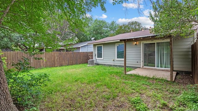 6822 Mountain Spring St, San Antonio, TX 78249