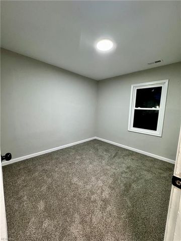 122 Cherry Acres DR, Hampton, VA 23669