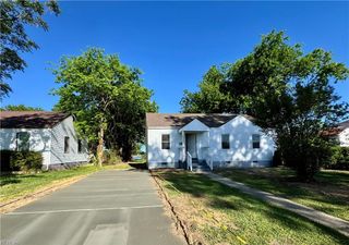 122 Cherry Acres DR, Hampton, VA 23669