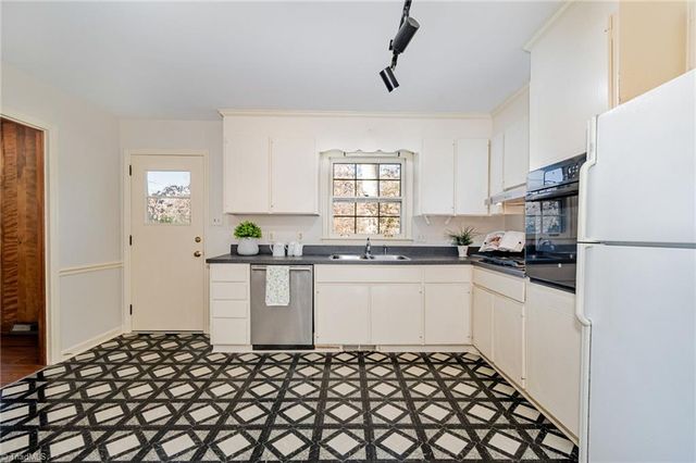 2709 Lafayette Avenue, Greensboro, NC 27408