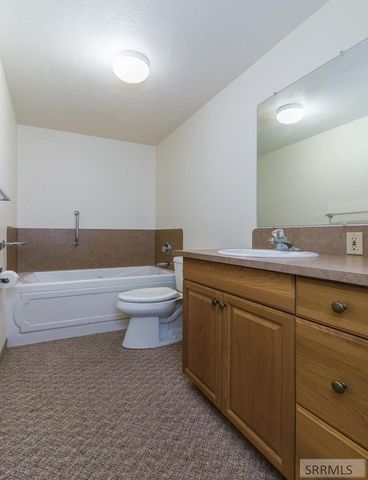 2525 Granite Way, Idaho Falls, ID 83402