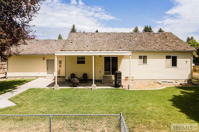 2525 Granite Way, Idaho Falls, ID 83402