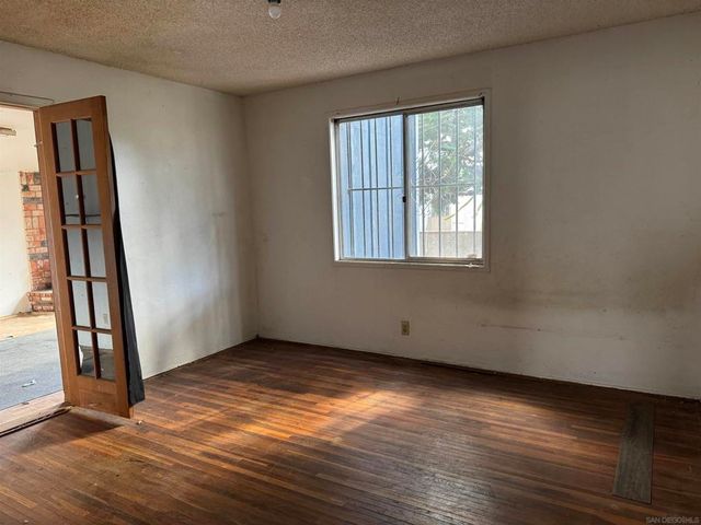 2767 Ulric St, San Diego, CA 92111