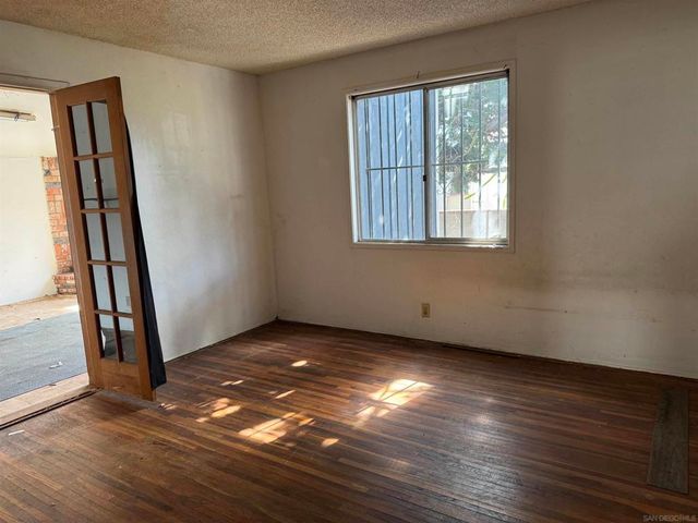 2767 Ulric St, San Diego, CA 92111