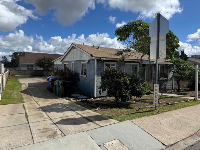 2767 Ulric St, San Diego, CA 92111