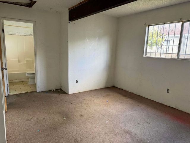 2767 Ulric St, San Diego, CA 92111