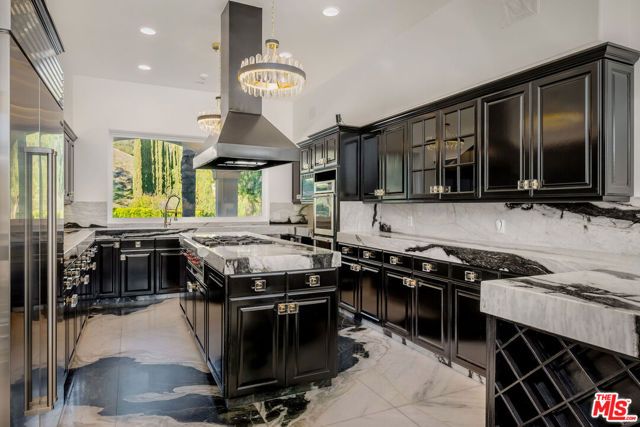 25665 Mulholland Highway, Calabasas, CA 91302