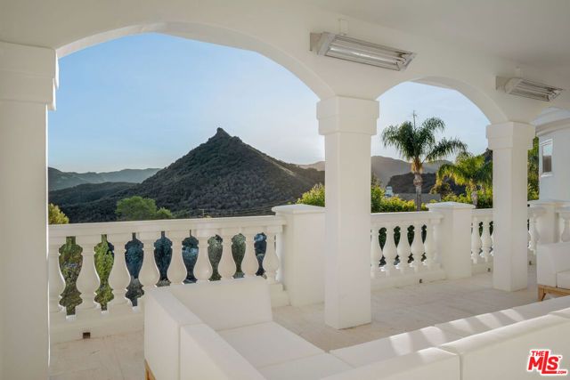 25665 Mulholland Highway, Calabasas, CA 91302