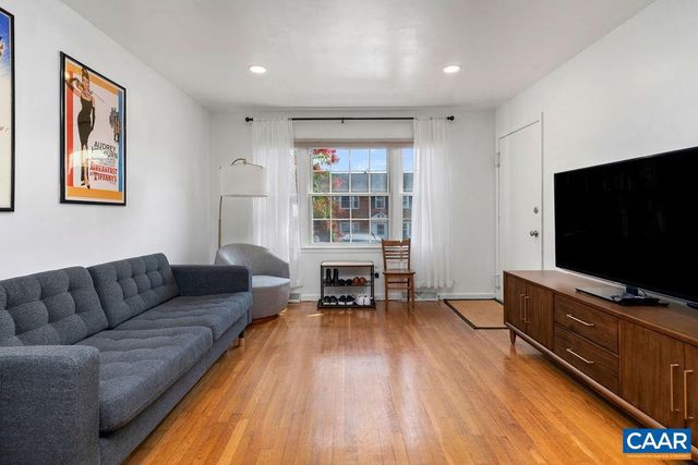 114 HESSIAN HILLS RDG #1, Charlottesville, VA 22901