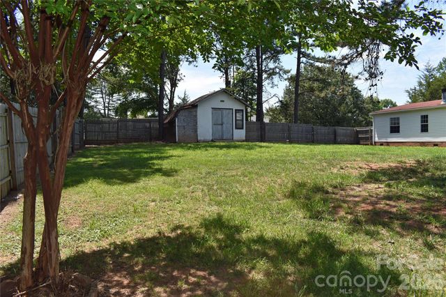 2024 Poarch Road, Lincolnton, NC 28092