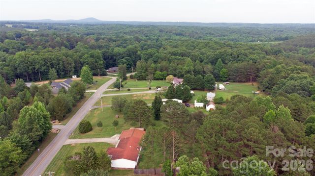 2024 Poarch Road, Lincolnton, NC 28092