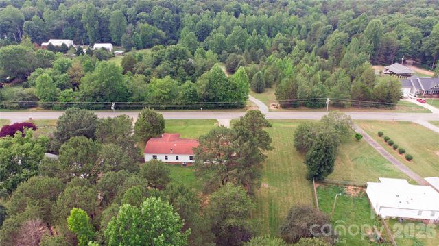 2024 Poarch Road, Lincolnton, NC 28092
