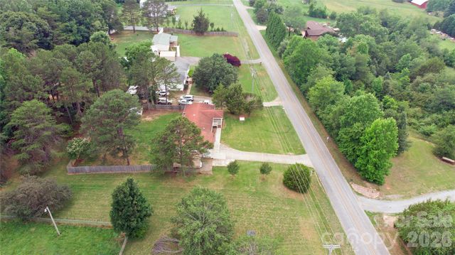 2024 Poarch Road, Lincolnton, NC 28092
