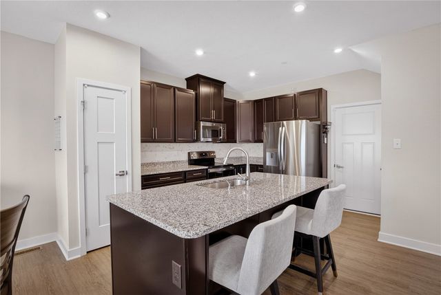 471 Dogwood Ln, Cecil, PA 15057