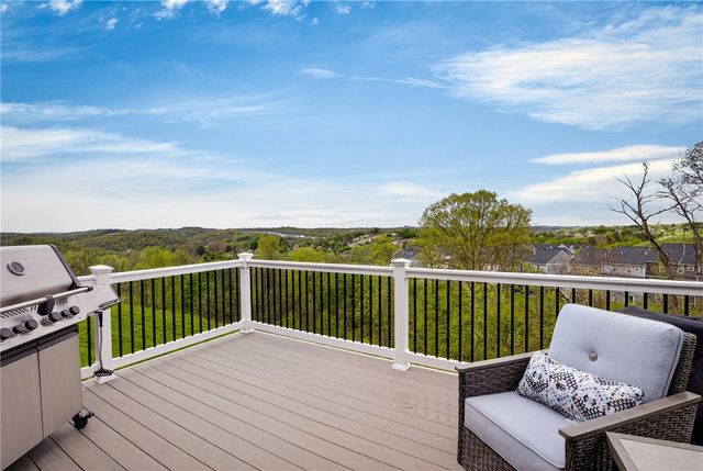 471 Dogwood Ln, Cecil, PA 15057