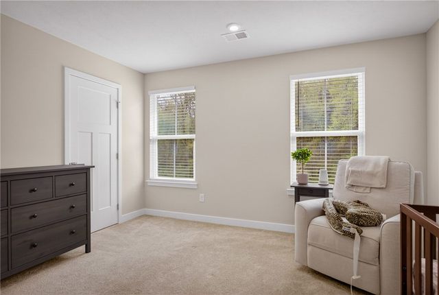 471 Dogwood Ln, Cecil, PA 15057