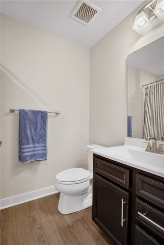 471 Dogwood Ln, Cecil, PA 15057