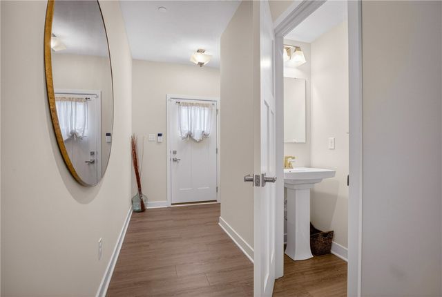 471 Dogwood Ln, Cecil, PA 15057