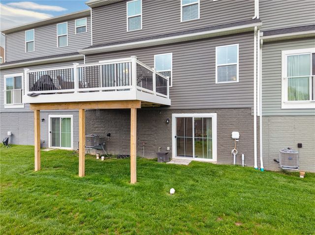 471 Dogwood Ln, Cecil, PA 15057