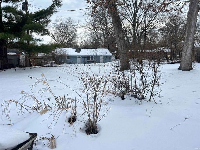 1318 W Darden Road, South Bend, IN 46628