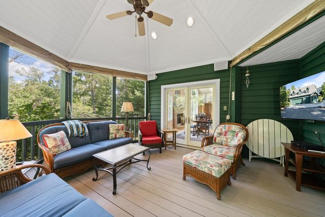765 Brickley COURT, Fontana, WI 53125